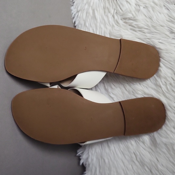 Jack Rogers Slotted Solane X-band White Leather Flip Flops, Size 6M - Picture 8 of 13